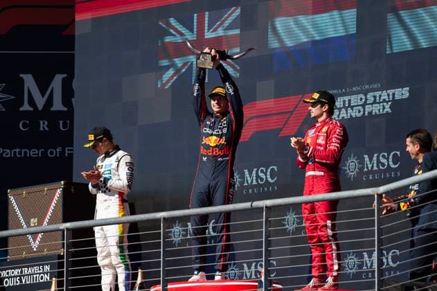 October 19, 2025: Max Verstappen (1) with ORACLE Red Bull Racing Team celebrates first place at the Formula 1 MSC Cruises United States Grand Prix, Circuit of the Americas. Austin, Texas. CSM Austin United States of America - ZUMAc04_ 20251019_faf_c04_031 Copyright: xMarioxCantux