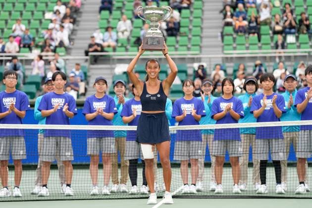 Leylah Fernandez (CAN), OCTOBER 19, 2025 - Tennis : Singles Victory Ceremony at Morita Tennis Center Utsubo during Kinoshita Group Japan Open Tennis Championships 2025 in Osaka, Japan. Noxthirdxpartyxsales  aflo_307436883