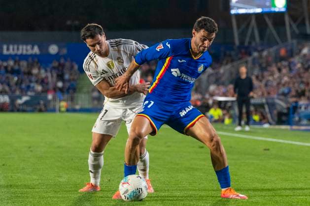 October 20, 2025, Madrid, Madrid, Spain: JUAN IGLESIAS of Getafe CF in action during the match belonging to the 25 26 season of La Liga EA soccer Ã¢â‚¬oe GETAFE CF vs. REAL MADRID CF Ã¢â‚¬Â held on October 19, 2025, at the Coliseum Stadiumo, Madrid, Spain. Madrid Spain - ZUMAc312 20251020_zsp_c312_002 Copyright: xOscarxManuelxSanchezx