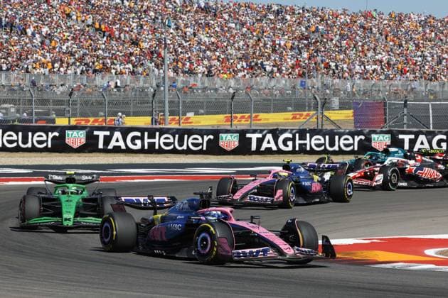 F1 - UNITED STATES GRAND PRIX 2025 10 GASLY Pierre (fra), Alpine F1 Team A525, action 05 BORTOLETO Gabriel (bra), Stake F1 Team Kick C45, action 43 COLAPINTO Franco (arg), Alpine F1 Team A525, action during the 2025 Formula 1 United States Grand Prix, 19th round of the 2025 FIA Formula One World Championship, WM, Weltmeisterschaft from October 17 to 19, 2025 on the Circuit of the Americas, in Austin, Texas, United States of America - AustinUnited States Copyright: xDPPIx