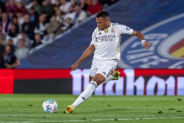 October 20, 2025, Madrid, Madrid, Spain: KYLIAN MBAPPE of Real Madrid CF shoots for goal during the match belonging to the 25 26 season of La Liga EA soccer Ã¢â‚¬oe GETAFE CF vs. REAL MADRID CF Ã¢â‚¬Â held on October 19, 2025, at the Coliseum Stadiumo, Madrid, Spain. Madrid Spain - ZUMAc312 20251020_zsp_c312_032 Copyright: xOscarxManuelxSanchezx