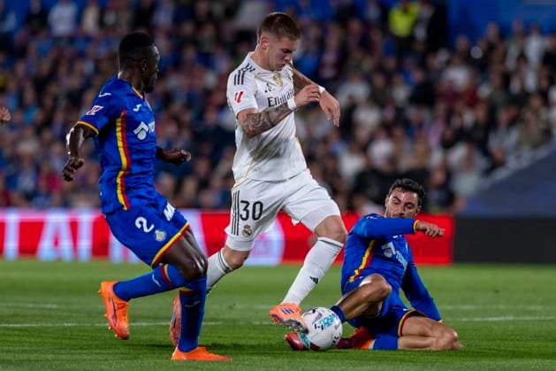 October 20, 2025, Madrid, Madrid, Spain: FRANCO MASTANTUONO of Real Madrid CF during the match belonging to the 25 26 season of La Liga EA soccer Ã¢â‚¬oe GETAFE CF vs. REAL MADRID CF Ã¢â‚¬Â held on October 19, 2025, at the Coliseum Stadiumo, Madrid, Spain. Madrid Spain - ZUMAc312 20251020_zsp_c312_091 Copyright: xOscarxManuelxSanchezx