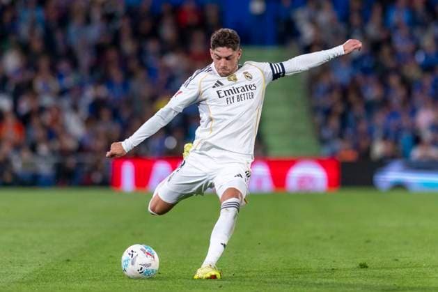 October 20, 2025, Madrid, Madrid, Spain: FEDERICO VALVERDE of Real Madrid CF kicks the ball during the match belonging to the 25 26 season of La Liga EA soccer Ã¢â‚¬oe GETAFE CF vs. REAL MADRID CF Ã¢â‚¬Â held on October 19, 2025, at the Coliseum Stadiumo, Madrid, Spain. Madrid Spain - ZUMAc312 20251020_zsp_c312_113 Copyright: xOscarxManuelxSanchezx
