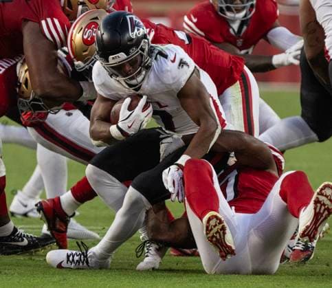 Atlanta Falcons running back Bijan Robinson (7) is gang tackled by the San Francisco 49ers in the first quarter at Levi s Stadium in Santa Clara, California on Sunday, October 19, 2025. The 49ers defeated the Falcons 20-10.  SXP2025101907 TERRYxSCHMITT