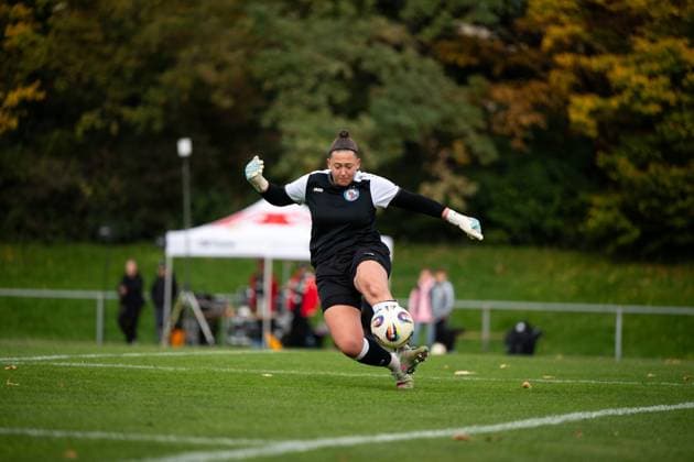 Silia Ploechinger Turbine Potsdam, 01 on the ball, GER, VfB Stuttgart vs 1 FFC Turbine Potsdam, Football, Women, 2 Bundesliga, Matchday 8, Season 2025 2026, 20 10 2025 GER, VfB Stuttgart vs 1 FFC Turbine Potsdam, Football, Women, 2 Bundesliga, Matchday 8, Season 2025 2026, 20 10 2025 Bad Cannstatt Copyright: xEibner-Pressefoto Memmlerx EP_MMR