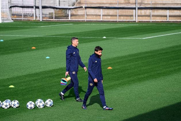 LEVERKUSEN, GERMANY - 20 OCTOBER, 2025: Sergi Runge, Rogier Meijer - UEFA Champions League, Pre match practice FC Bayer 04 Leverkusen at BayArena.  Copyright: xVITALIIxKLIUIEVx