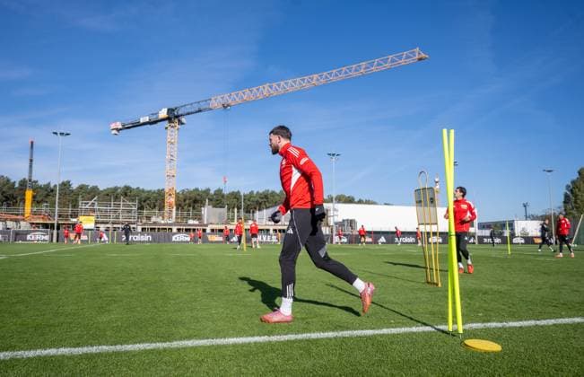 Soccer, Men, Season 2025 2026, 1 Bundesliga, 1 FC Union Berlin, Training, Oliver Burke 1 FC Union Berlin , 20 10 2025, Copyright: xMatthiasxKochx