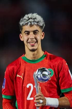 (251020) -- SANTIAGO, Oct. 20, 2025 -- Yassir Zabiri of Morocco receives the Silver Ball Award after the final match between Argentina and Morocco at the FIFA U-20 World Cup Chile 2025 in Santiago, Chile, Oct. 19, 2025. ) (SP)CHILE-SANTIAGO-FOOTBALL-FIFA U20 WORLD CUP-FINAL MengxDingbo 