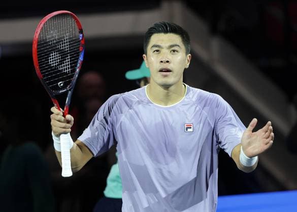 TENNIS - ATP, Tennis Herren Erste Bank Open VIENNA,AUSTRIA,20.OCT.25 - TENNIS - ATP World Tour, Erste Bank Open. Image shows the rejoicing of Brandon Nakashima (USA).  GEPAxpictures xWalterxLuger