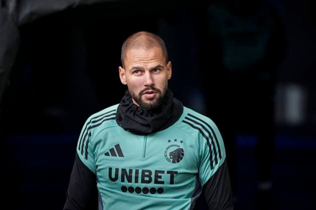 Denmark Champions League FC Copenhagen Pantelis Hatzidiakos arrives at FC Copenhagen s training in Parken on Monday, October 20, 2025 FC Copenhagen faces the German team Borussia Dortmund in the UEFA Champions League in Parken on Tuesday , Copenhagen Denmark  Copyright: Ritzau Scanpix LiselottexSabroex spdk20251020-161047-L