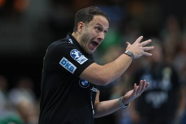 19 10 2025, xtgx, Handball, Daikin HBL, SC DHfK Leipzig SC Magdeburg v l Raul Alonso Leipzig, Coach Leipzig