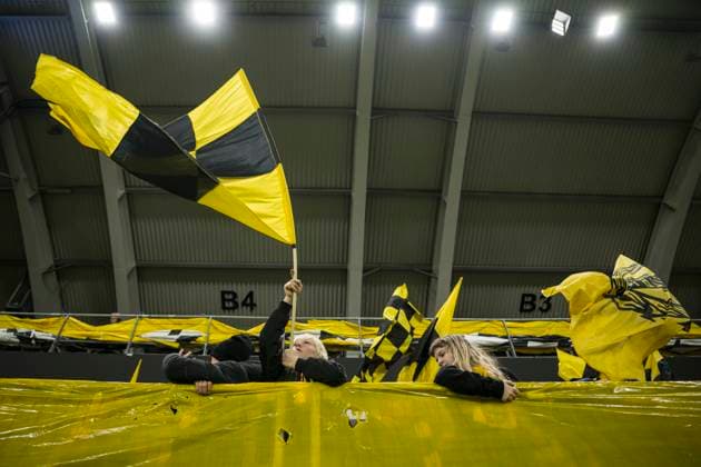 251020 Mjällby supporters before the football match in Allsvenskan between IFK Göteborg and Mjällby on October 20, 2025 in Gothenburg  Copyright: MATHIASxBERGELD BB251020MB011