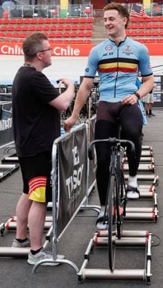 Coach of the Belgian national Track cycling, Rad, Radsport, Bahnrad, Bahn sprint team Jonathan Mitchell and Belgian Lowie Nulens pictured during a training session ahead of the 2025 UCI Track World Championships, in Santiago, Chile, Monday 20 October 2025. The Track World Championships take place from 22 to 26 October at the Velodromo de Penalolen in Santiago, Chile. BENOITxDOPPAGNE  x137414758x