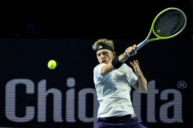 20th October 2025; St. Jakobshalle, Basel, Switzerland; 2025 ATP, Tennis Herren Swiss Indoor Tennis Day 2; Alejandro Davidovich Fokina (ESP) in action against Lorenzo Sonego (ITA) in the first round  DavidxEmm
