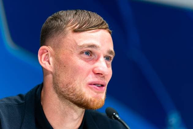 2025-10-20 SSC Napoli Training Session and press conference, PK, Pressekonferenz EINDHOVEN, NETHERLANDS - OCTOBER 20: Sam Beukema of SSC Napoli during a press conference at Philips Stadion on October 20, 2025 in Eindhoven, Netherlands. Eindhoven Philips Stadion Netherlands Content not available for redistribution in The Netherlands directly or indirectly through any third parties. Copyright: xJorisxVerwijstx