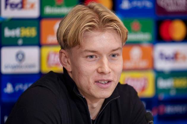 Denmark Champions League Dortmund Daniel Svensson during Borussia Dortmund s press conference in Parken on Monday, October 20, 2025 Borussia Dortmund faces FC Copenhagen in the Champions League in Parken on Tuesday Photo Liselotte Sabroe Ritzau Scanpix , Copenhagen Denmark  Copyright: Ritzau Scanpix LiselottexSabroex spdk20251020-195505-L