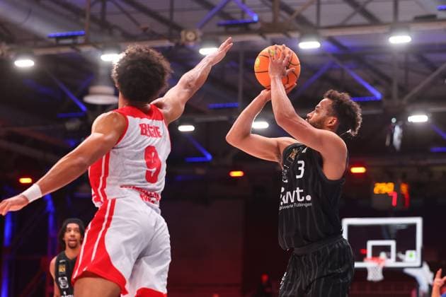Throw by Miles Lamar Tention Tuebingen RheinStars Koeln Tigers Tuebingen, Basketball, 2 Bundesliga ProA, 20 10 2025 RheinStars Koeln Tigers Tuebingen, Basketball, 2 Bundesliga ProA, 20 10 2025 Koeln Copyright: xEibner-Pressefotox EP_RWS