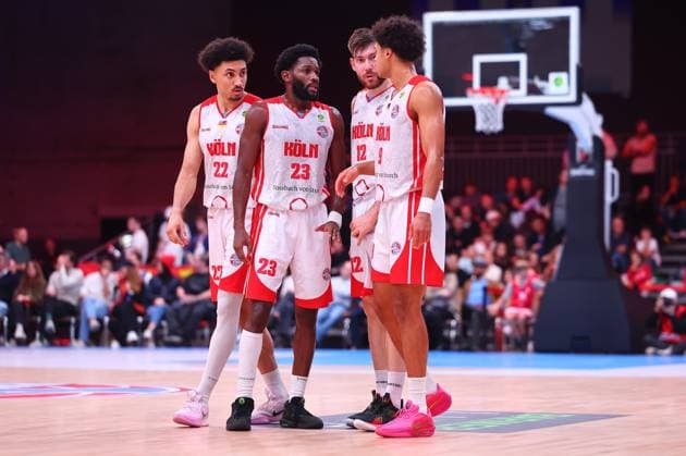Disappointed Cologne, from left Justin Oneyajiaka Cologne , Michael Jordan Miller Cologne , Laurent Raphael Zoccoletti Cologne , Maximilian Begue Cologne RheinStars Koeln Tigers Tuebingen, Basketball, 2 Bundesliga ProA, 20 10 2025 RheinStars Koeln Tigers Tuebingen, Basketball, 2 Bundesliga ProA, 20 10 2025 Cologne Copyright: xEibner-Pressefotox EP_RWS