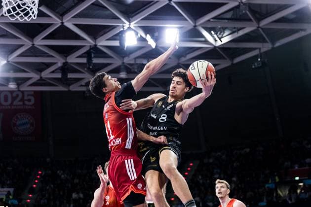 BBL Cup, FC Bayern Munich Basketball Lions Braunschweig 20 10 2025 Vladimir Lucic FC Bayern Munich, 11 , Joshua Obiesie Basketball Lions Braunschweig, 8 on the ball BBL Cup, FC Bayern Munich Basketball Lions Braunschweig Munich, BMW Park on 20 10 2025 Copyright: xBEAUTIFULxSPORTS Wunderlx