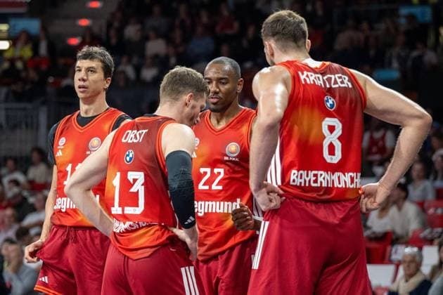 Vladimir Lucic 11 FC Bayern Basketball , Andreas Obst 13 FC Bayern Basketball , Isiaha Mike 22 FC Bayern Basketball , Leon Kratzer 8 FC Bayern Basketball vote, FC Bayern Basketball vs Basketball Loewen Braunschweig, BBL Pokal, Round of 16, 20 10 2025 Munich Bavaria Germany Copyright: xkolbert-press UlrichxGamelx