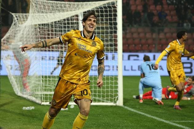 Udinese Nicolo Zaniolo esultanza 1-1 makes an attempt to score during the Serie A soccer match between Cremonese and Udinese at the Giovanni Zini in Turin, north west Italy - Lunedi , Ottobre 20, 2025. - Soccer .  Copyright: xAlbertoxMarianii LaPressex