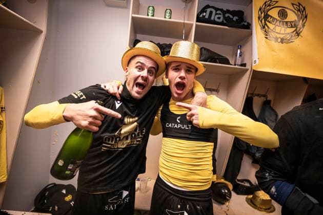 251020 Mjällbys Jesper Gustavsson and Jeppe Kjaer cheer in the dressing room after the football match in Allsvenskan between IFK Göteborg and Mjällby on October 20, 2025 in Gothenburg  Copyright: CARLxSANDIN BB251020CS090