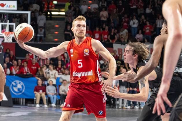 Niels Giffey 5 FC Bayern Basketball , FC Bayern Basketball vs Basketball Loewen Braunschweig, BBL Pokal, Round of 16, 20 10 2025 Munich Bavaria Germany Copyright: xkolbert-press UlrichxGamelx