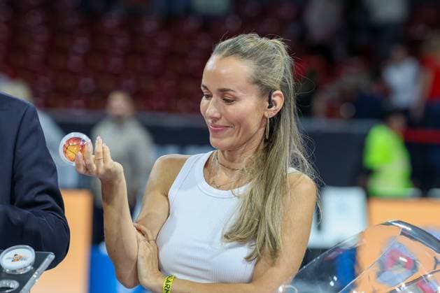 Annemarie Carpendale presenter at the draw for the quarter-finals of the BBL Cup, GER, FC Bayern Basketball vs Basketball Loewen Braunschweig, Basketball, BBL Cup, Round of 16, Season 2025 2026, 20 10 2025, GER, FC Bayern Basketball vs Basketball Loewen Braunschweig, Basketball, BBL Cup, Round of 16, Season 2025 2026, 20 10 2025 Munich Copyright: xEibner-Pressefoto JennixMaulx EP_JML