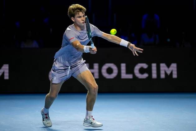 20th October 2025; St. Jakobshalle, Basel, Switzerland; 2025 ATP, Tennis Herren Swiss Indoor Tennis Day 2; Henry Bernet (SUI) in action in the match against Jakub Mensik (CZE) in the first round  DavidxEmm