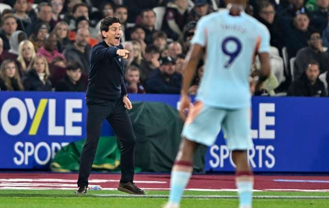 West Ham vs Brentford , Premier League Keith Andrews (Brentford, Manager) during the West Ham vs Brentford Premier League match at the London Stadium Stratford. Stratford The London Stadium UK Copyright: xMartinxDaltonx WestHam_Brentford_201025_053