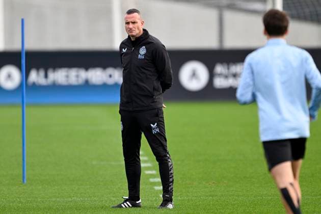 Bayern Munchen v Club Brugge - UEFA Champions League Media Activities 21 10 2025 WESTKAPELLE, BELGIUM - OCTOBER 21 : Hayen Nicky head coach of Club Brugge pictured during a training session ahead of the UEFA Champions League 2025 26 League Phase MD3 match between Bayern Munchen and Club Brugge on October 21, 2025 in Westkapelle, Belgium, 21 10 2025 Westkapelle Belgium  Copyright: xNicoxVereeckenx