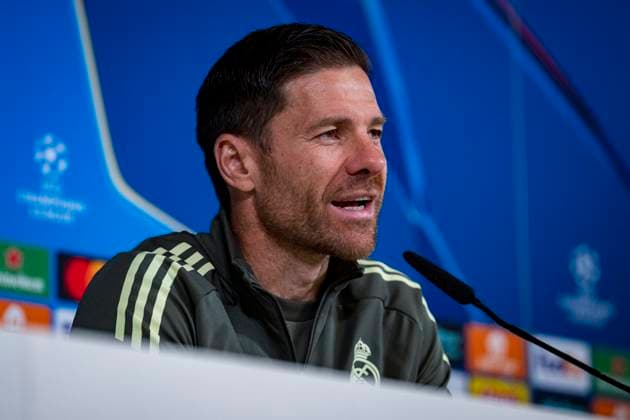 Real Madrid C.F. Training Session And press conference, PK, Pressekonferenz - UEFA Champions League 2025 26 League Phase MD3 Xabi Alonso, head coach of Real Madrid, speaks during the press conference ahead of the UEFA Champions League 2024 25 match against Juventus FC at Ciudad Real Madrid on October 21, 2025 in Valdebebas, Spain. Valdebebas Ciudad Real Madrid Madrid Spain Copyright: xAlbertoxGardinx AGardin_20251021_Foot_Champions_Real_Madrid_PC_0634