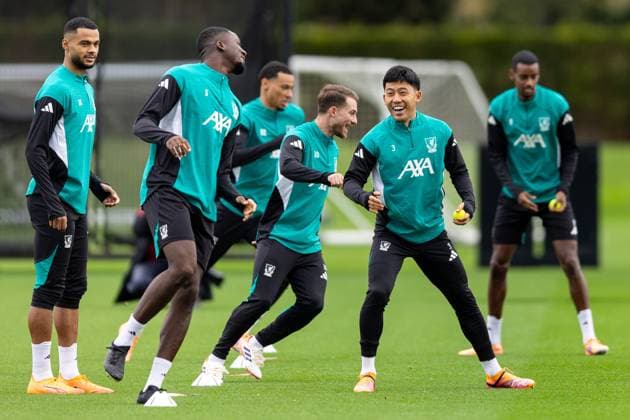Football - UEFA Champions League - Eintracht Frankfurt v Liverpool FC LIVERPOOL, ENGLAND - Tuesday, October 21, 2025: Liverpool s Wataru EndÅ during a training session at the AXA Training Centre ahead of the UEFA Champions League match between Eintracht Frankfurt and Liverpool FC. (Photo by Jessica Hornby Propaganda)  Copyright: xDavidxRawcliffex P2025-10-21-LFC-Training-Frankfurt-26