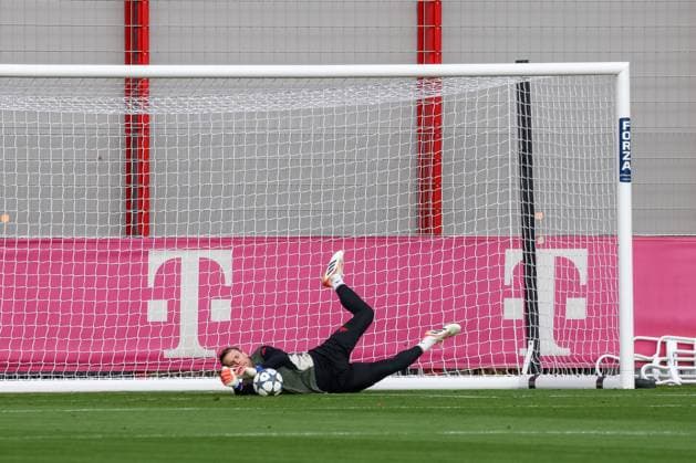 Manuel Neuer FC Bayern Muenchen, 01 , GER, Final training, FC Bayern Muenchen, Football, UEFA Champions League, League phase, Matchday 3, 2025 2026 season, 21 10 2025, GER, Final training, FC Bayern Muenchen, Football, UEFA Champions League, League phase, Matchday 3, 2025 2026 season, 21 10 2025 Muenchen Copyright: xEibner-Pressefoto JennixMaulx EP_JML