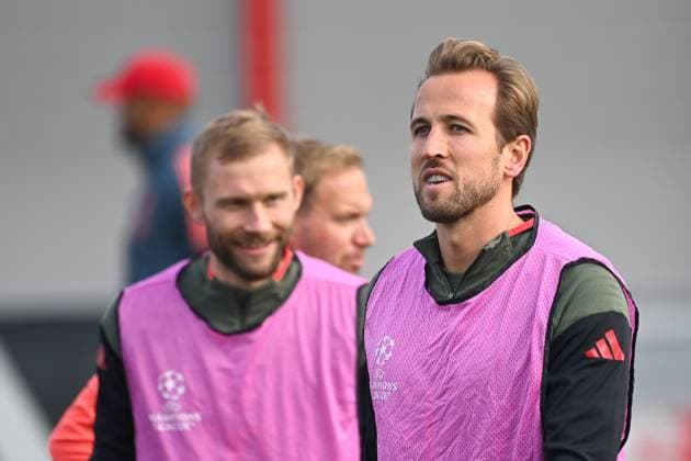 Harry KANE Bayern Muenchen , hi Konrad LAIMER Bayern Muenchen final training on 21 10 2025 Soccer Champions League,season 2025 26 FC Bayern Muenchen Club Bruegge