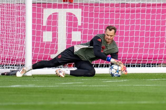 Manuel Neuer 1 FC Bayern Muenchen at final training, Final training, FC Bayern Muenchen vs Club Brugge, Football, Champions League, 21 10 2025 Muenchen Bayern Germany Copyright: xkolbert-press MarcxMarasescux