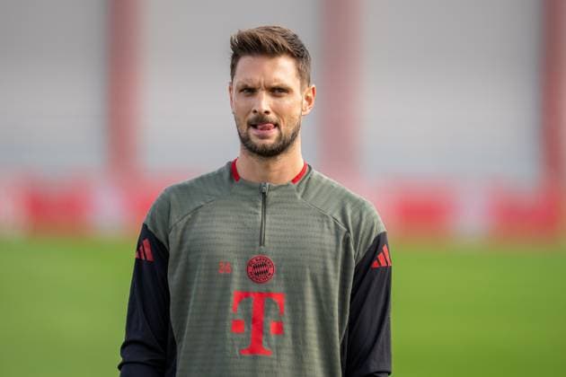 Sven Ulreich 26 FC Bayern Muenchen at final training, Final training, FC Bayern Muenchen vs Club Brugge, Football, Champions League, 21 10 2025 Muenchen Bayern Germany Copyright: xkolbert-press MarcxMarasescux