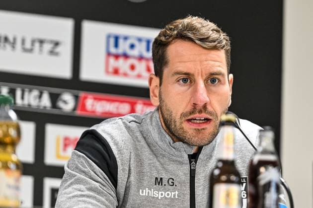 GER, 3 Liga, SSV Ulm 1846 vs FC Energie Cottbus 19 10 2025, Donaustadion, Ulm, GER, 3 Liga, SSV Ulm 1846 vs FC Energie Cottbus, in the picture Moritz Glasbrenner SSV Ulm , Press conference after the match nordphotoxGmbHx xHafner nph00200