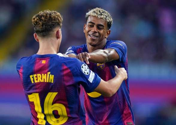 ESP: FC Barcelona, Barca v Olympiacos FC. UEFA Champions League. Matchday 3. Fermin Lopez of FC Barcelona celebrates the 1-0 with Lamine Yamal during the UEFA Champions League match, between FC Barcelona and Olympiacos FC, Lluis Companys Stadium on October 21, 2025 in Barcelona, Spain. kpng Copyright: xSergioxRuizx xImagox PS_2501021_BAR_OLY_2526_014