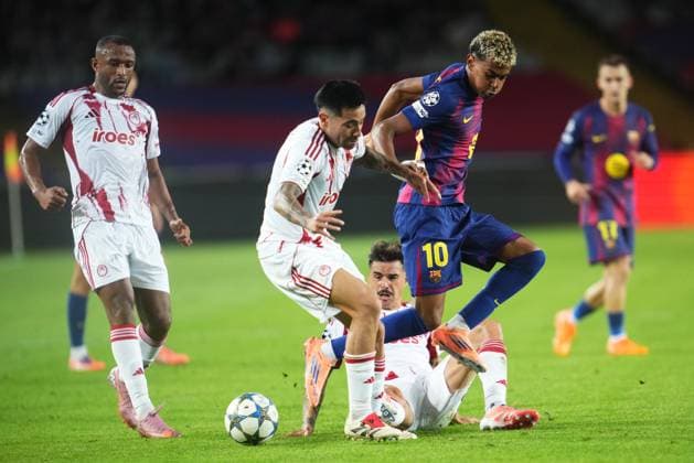 during the UEFA Champions League match, between FC Barcelona, Barca and Olympiacos FC, Lluis Companys Stadium on October 21, 2025 in Barcelona, Spain. (Photo by Bagu Blanco PRESSIN).. Copyright: xBaguxBlancox xPRESSINx