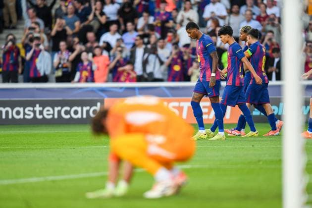 FC Barcelona, Barca v OLIMPIACOS FC OLIMPIC STADIUM LLUIS COMPANYS. MONTJUIC,BARCELONA. October 21,2025 FC BARCELONA vs OLIMPIACOS FC October 21,2025 Fermin Lopez (16) of FC Barcelona celebrates scoring his team s first goal with teammates during the soccer match corresponding to the third match of the group stage of the UEFA Champions League between FC Barcelona and Olimpiacos FC at Olimpic Stadium Lluis Companys of MontjuÃ¯c in Barcelona, Spain. Barcelona ESP Copyright: xS.xRosx