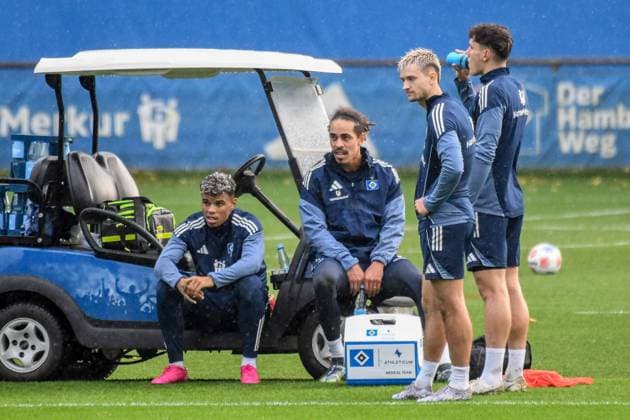 Ransford Yeboah Königsdörffer Yussuf Poulsen Katterbach Noah Nicolai Remberg HSV Germany , Hamburg , Volksparkstadion , Training ground football , 1 Bundesliga , Training of Hamburger SV