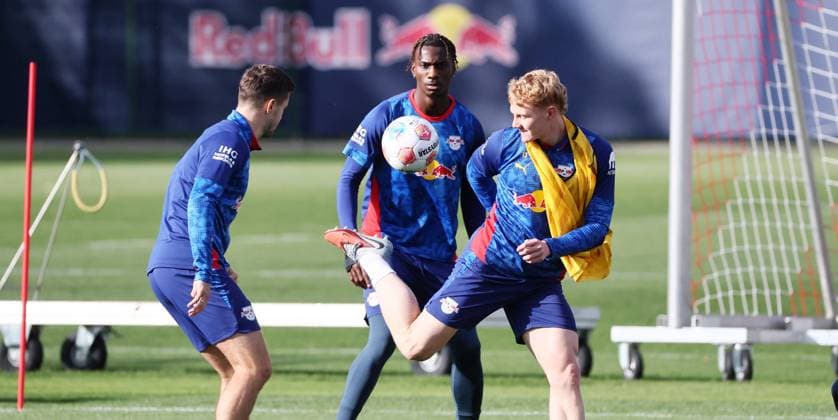 Leipzig, 21 10 2025, Red Bull training center at Cottaweg, Academy, Football, Rasenballsport Leipzig, Training RB Leipzig, In the picture Nicolas Seiwald 13, RB Leipzig ,