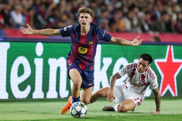 October 21, 2025, Barcelona, Barcelona, SPAIN: Fermin Lopez of FC Barcelona, Barca protest during the UEFA Champions League 2025 26 League Phase MD3 match between FC Barcelona and Olympiacos FC at Estadi Olimpic Lluis Companys on October 21, 2025 in Barcelona, Spain. Barcelona SPAIN - ZUMAa181 20251021_zaa_a181_143 Copyright: xIrinaxR.xHipolitox