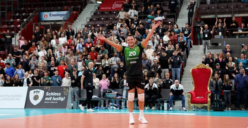 BAU 21 10 2025 Ludwigsburg Volleyball Barock Volleys MTV Ludwigsburg vs SVG Lüneburg,Jeffrey Klok LB happy