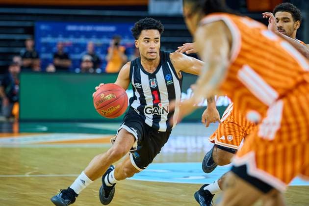 GER, ratiopharm ulm vs Besiktas GAIN Istanbul, basketball, 4th round, BKT EuroCup, 2025 2026 season, 21 10 2025 GER, ratiopharm ulm vs Besiktas GAIN Istanbul, basketball, 4th round, BKT EuroCup, 2025 2026 season, 21 10 2025 New Ulm Copyright: xEibner-Pressefoto GeraldxOelze-dexStoppanyx EP_ODS