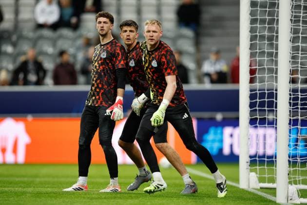 21st October 2025; St James Park, Newcastle, England; UEFA Champions League Football, Newcastle United versus Benfica; Nick Pope and Aaron Ramsdale of Newcastle United warm up  CraigxCowan