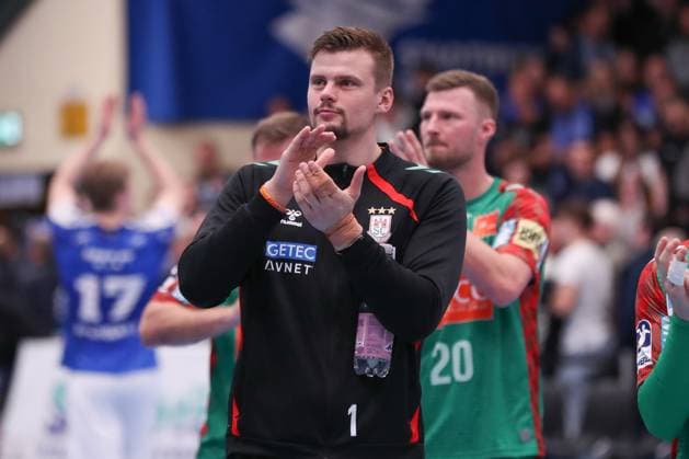 21 10 2025, xgox, Handball DHB Pokal Round 2 Dessau Rosslauer HV 06 SC Magdeburg emspor, f l Matej Mandic Magdeburg, 12 Celebrating the victory, cheering after the end of the game Dessau