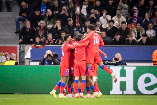 UEFA Champions League, Bayer 04 Leverkusen vs Paris Saint Germain, 21 10 2025 LEVERKUSEN, GERMANY OCTOBER 21 Willian Pacho Paris St Germain, 51 scores 0 1 early during the UEFA Champions League match on gameday 3 between Bayer 04 Leverkusen vs Paris Saint Germain at BayArena on October 21, 2025 in Leverkusen, Germany DFL REGULATIONS PROHIBIT ANY USE OF PHOTOGRAPHS AS IMAGE SEQUENCES AND OR QUASI VIDEO Copyright: xBEAUTIFULxSPORTS AxelxKohringx