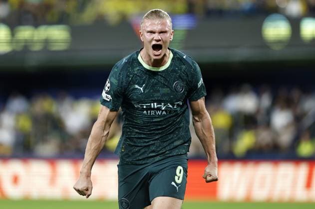 Erling Haaland of Manchester City celebrates scoring a goal to make it 0-1 Villarreal v Manchester City, UEFA Champions League, Group Stage, Football, Estadi de la Cermica, Villarreal, Spain - 21 Oct 2025Villarreal Estadi de la Ceràmica United Kingdom EDITORIAL USE ONLY No use with unauthorised audio, video, data, fixture lists, club league logos or live services. Online in-match use limited to 120 images, no video emulation. No use in betting, games or single club league player publications.  Copyright: xRubenxAlbarran Shutterstockx 15552307af